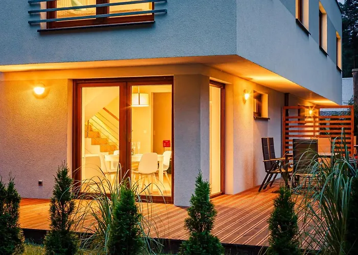 Nadmorski-dom Summer-house בית נופש פוביירובו